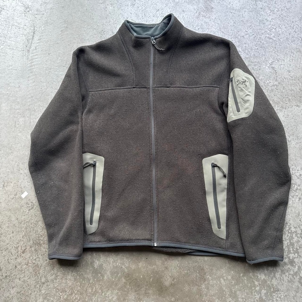 Vintage Arcteryx Covert Cardigan Fleece Jacket Canada Grey Men's Size M